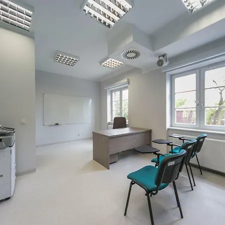 Centrum Zeglarskie אכסניה *
